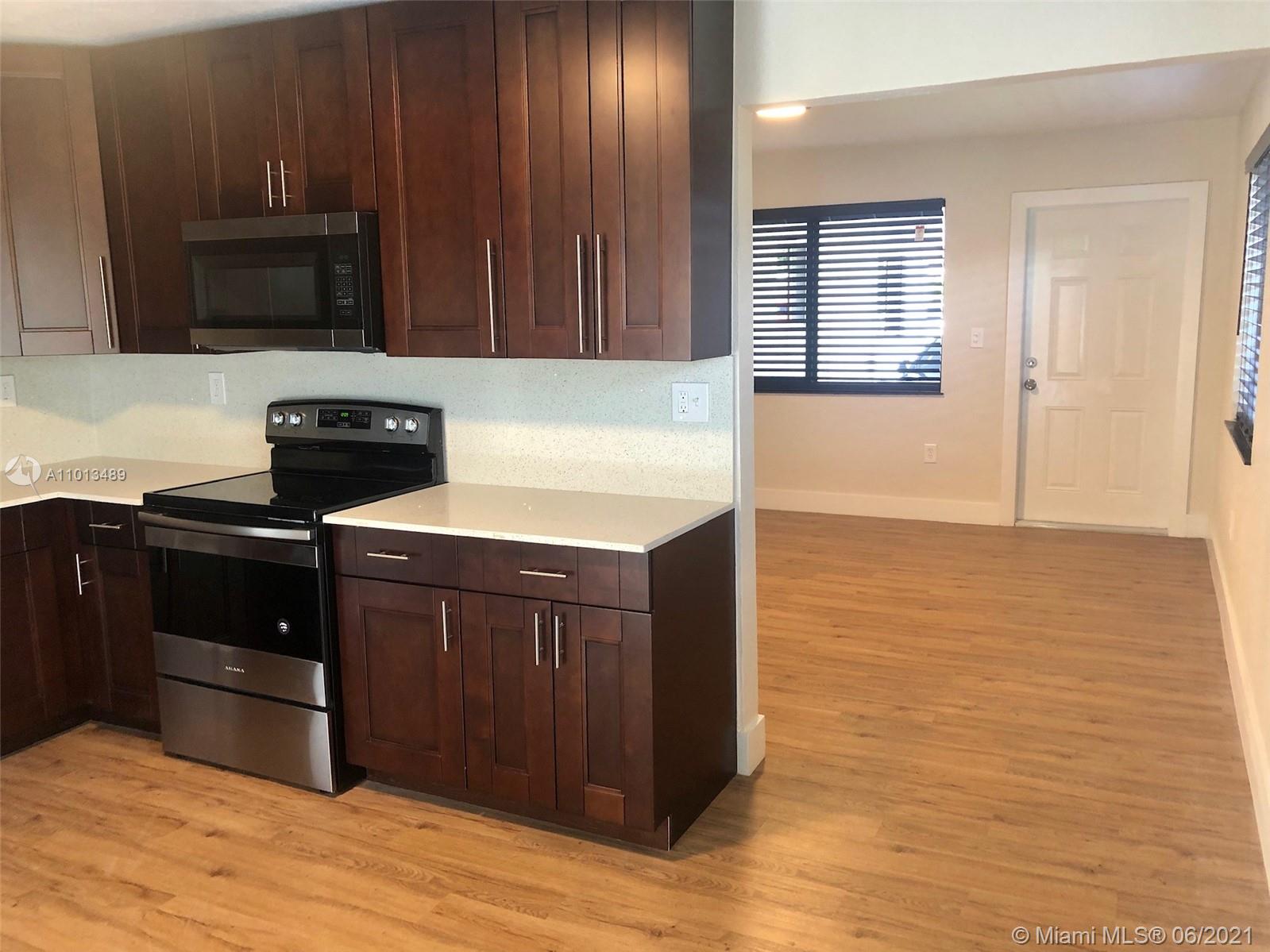 See details / 2054 sq. ft. $ 2021-03-29 0 Photo