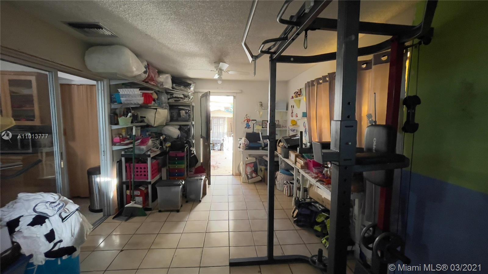 See details / 2427 sq. ft. $ 2021-03-16 0 Photo