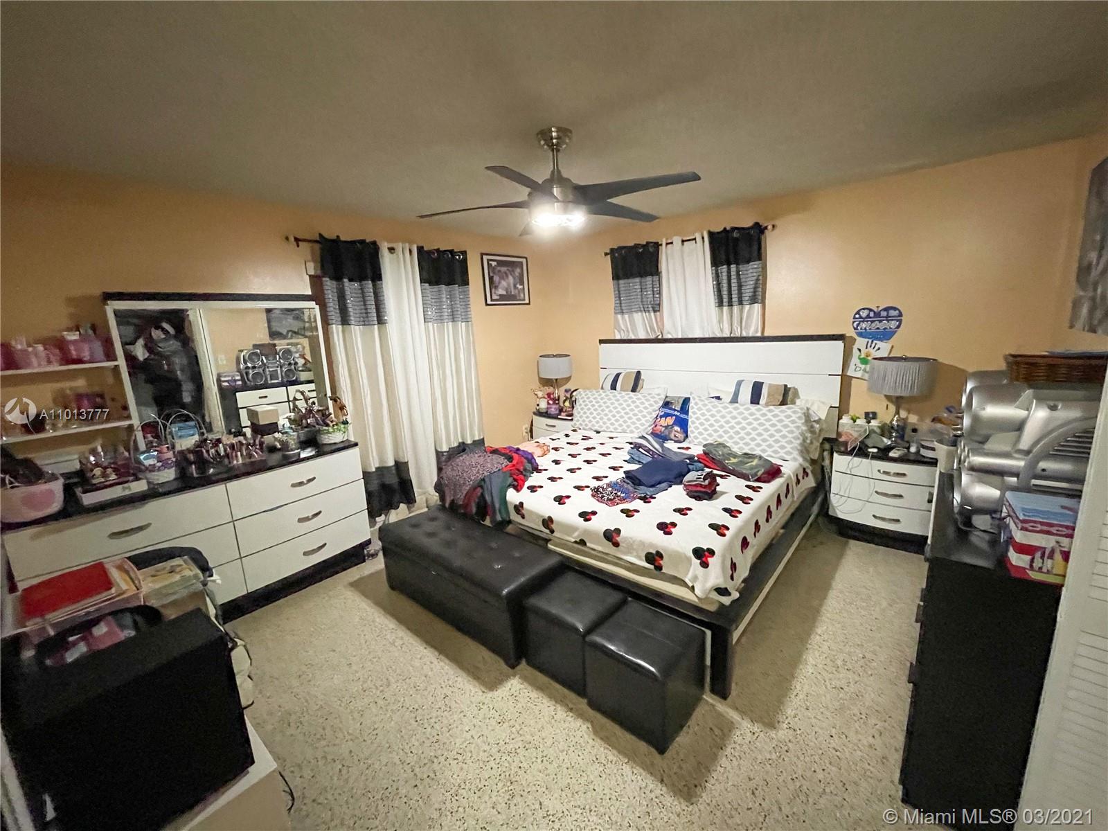 See details / 2427 sq. ft. $ 2021-03-16 0 Photo