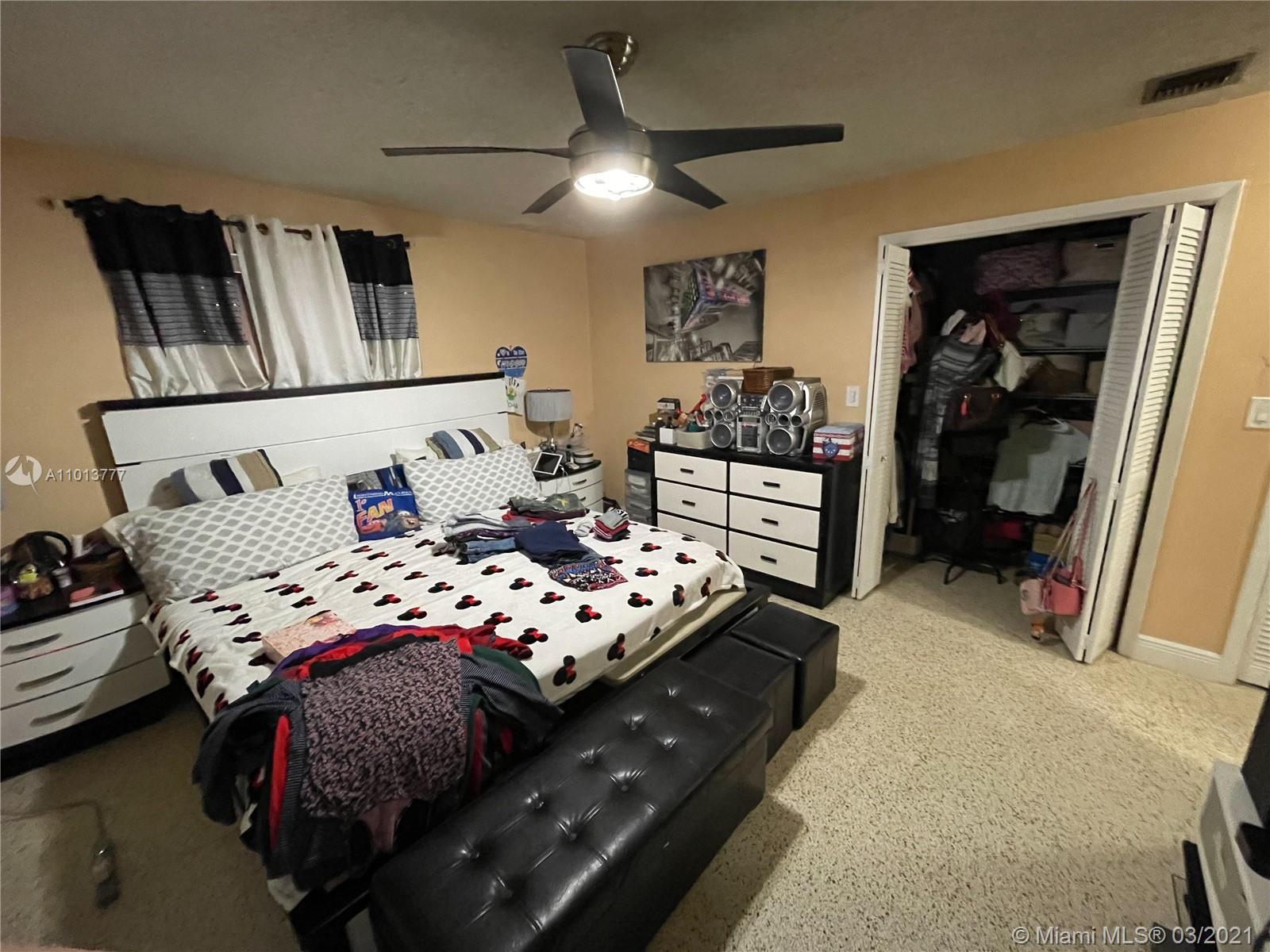 See details / 2427 sq. ft. $ 2021-03-16 0 Photo