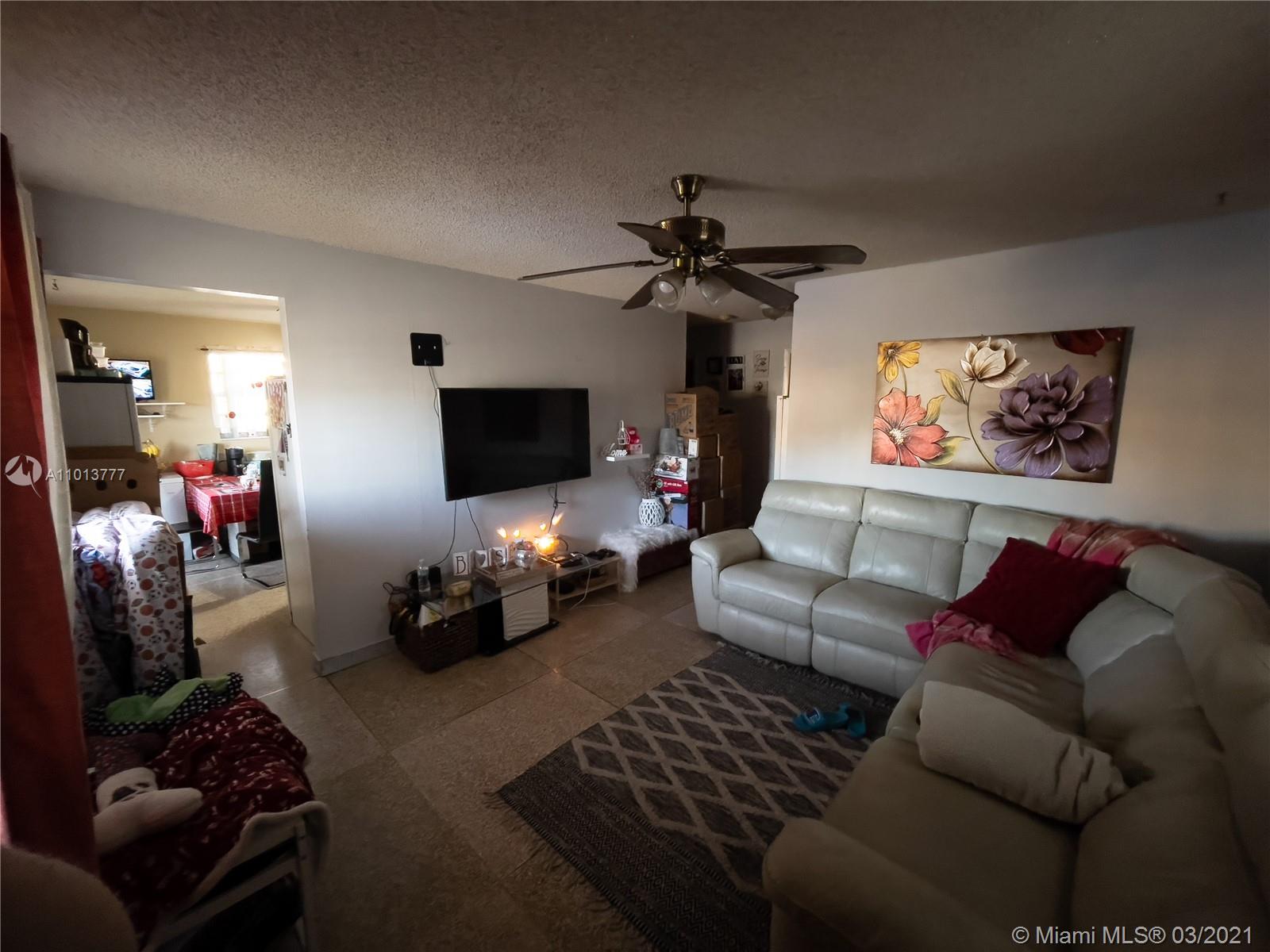 See details / 2427 sq. ft. $ 2021-03-16 0 Photo