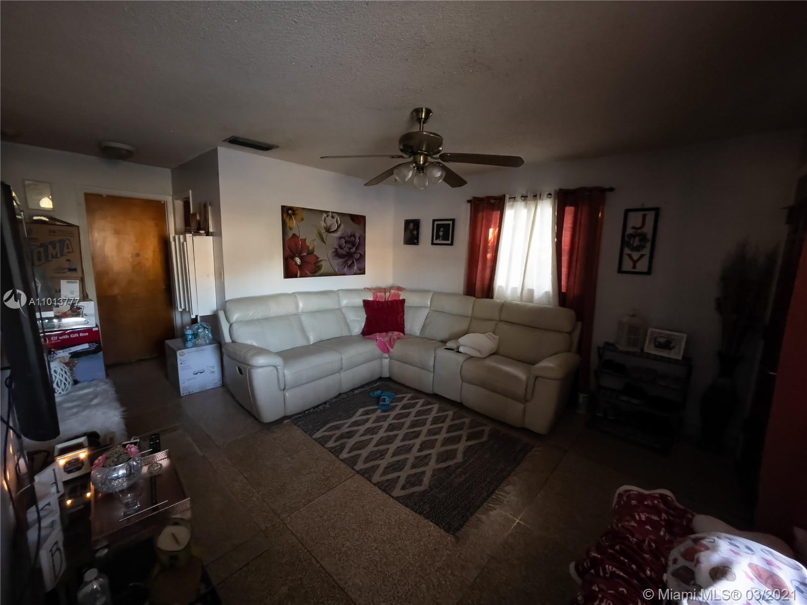 See details / 2427 sq. ft. $ 2021-03-16 0 Photo