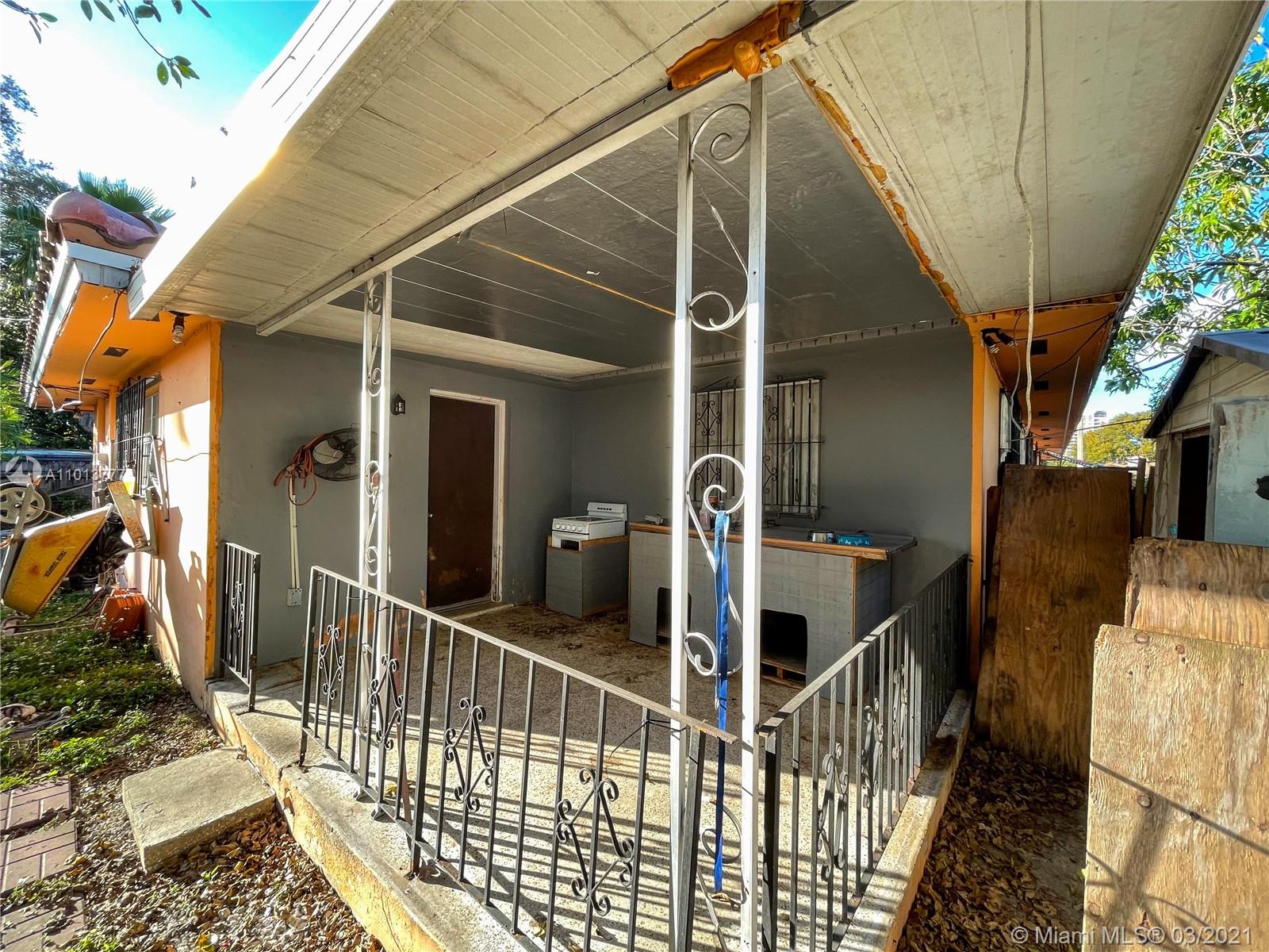 See details / 2427 sq. ft. $ 2021-03-16 0 Photo