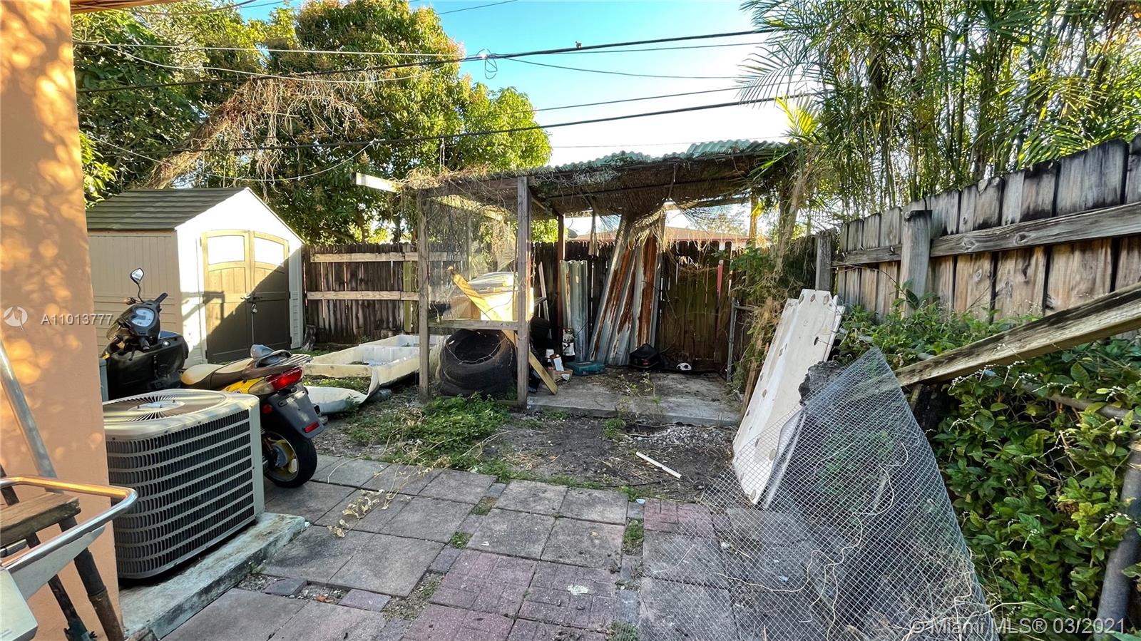 See details / 2427 sq. ft. $ 2021-03-16 0 Photo