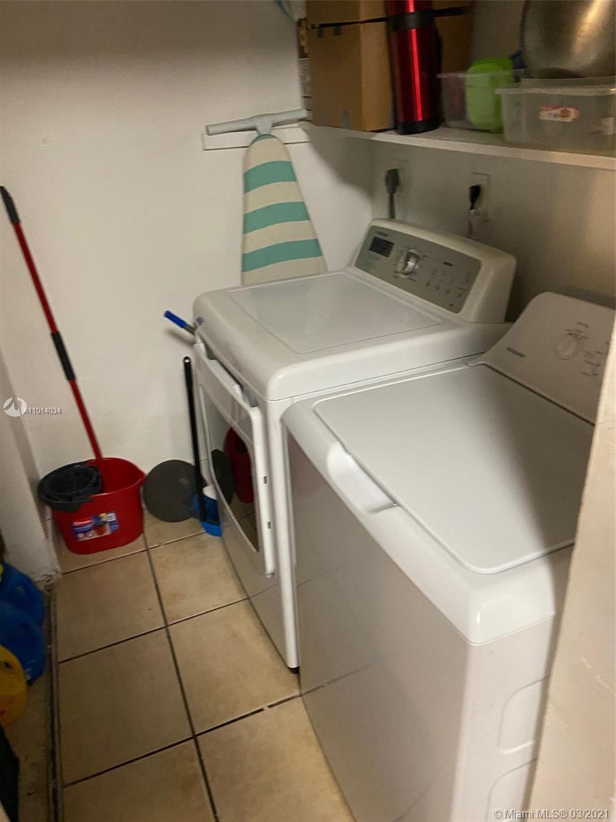 See details / 3600 sq. ft. $ 2021-03-16 0 Photo