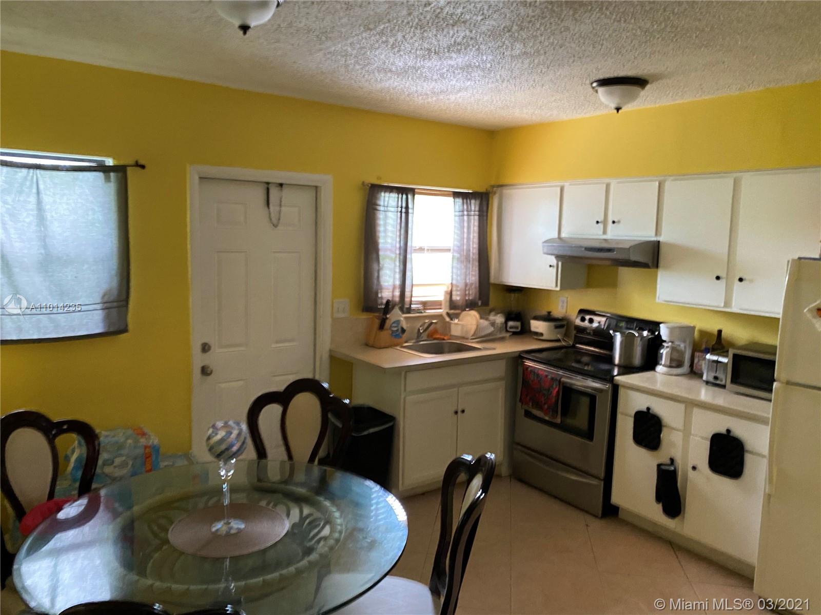 See details / 3006 sq. ft. $ 2021-03-16 0 Photo