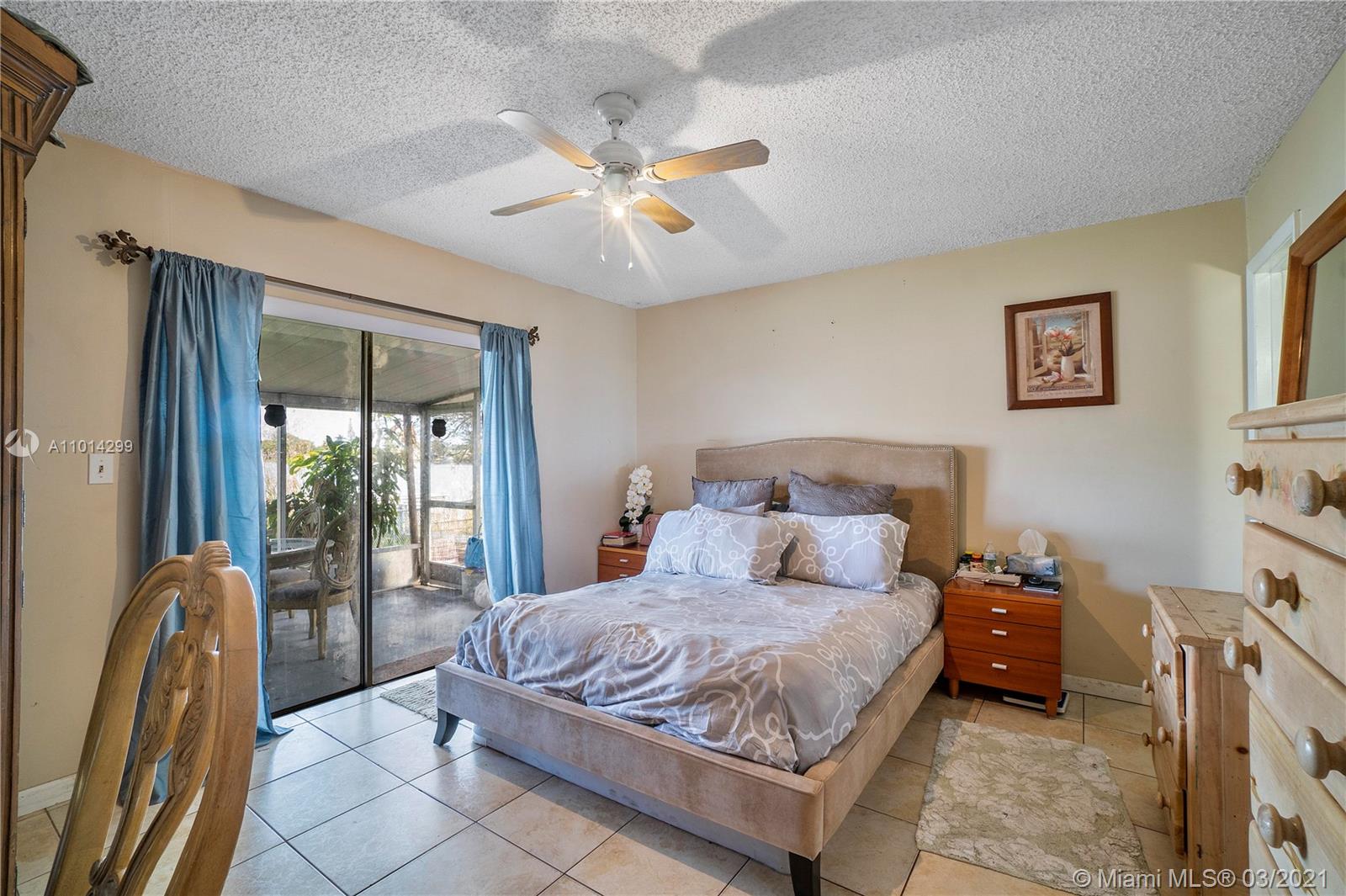 See details / 2225 sq. ft. $ 2021-03-17 0 Photo