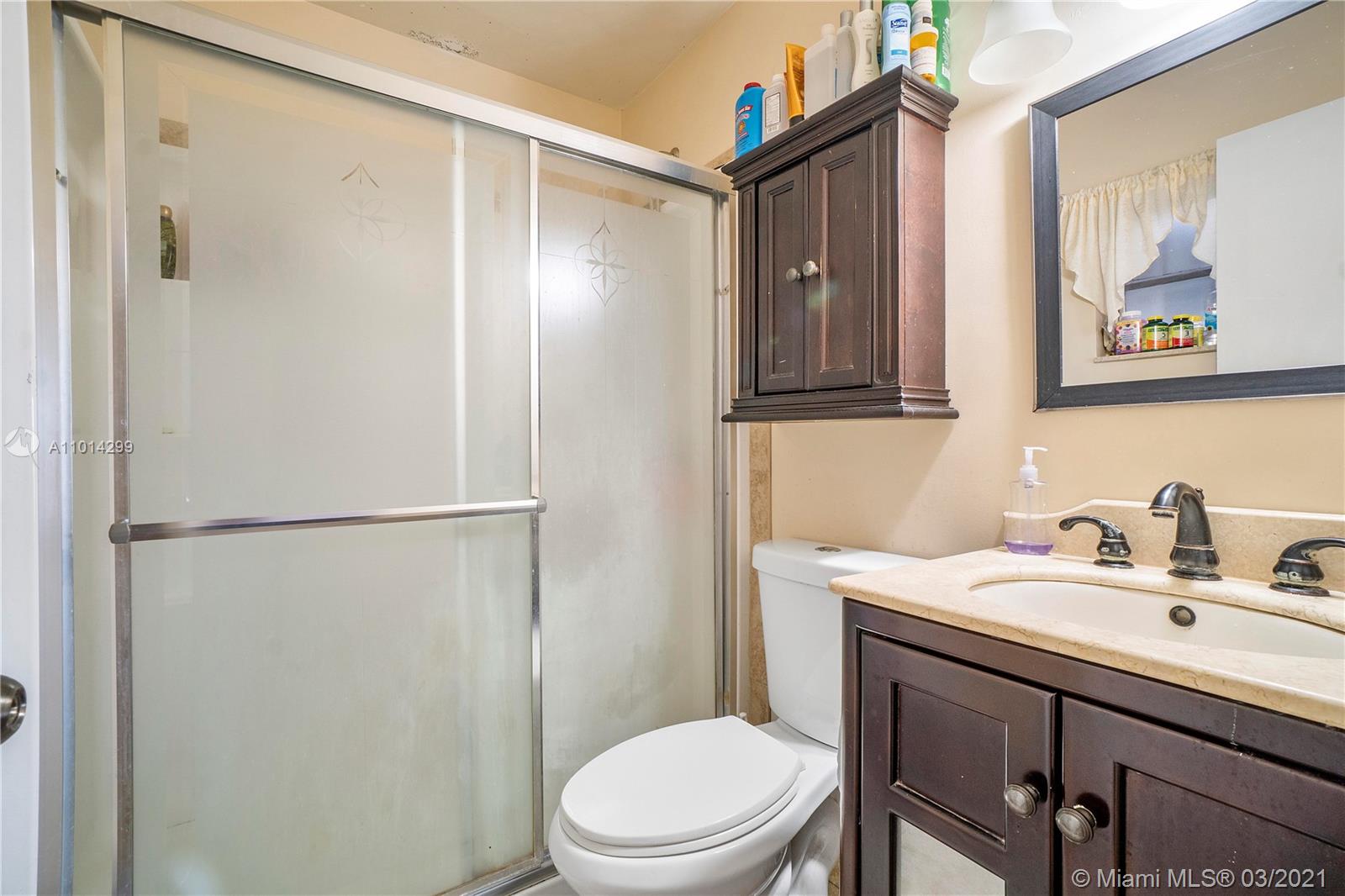 See details / 2225 sq. ft. $ 2021-03-17 0 Photo