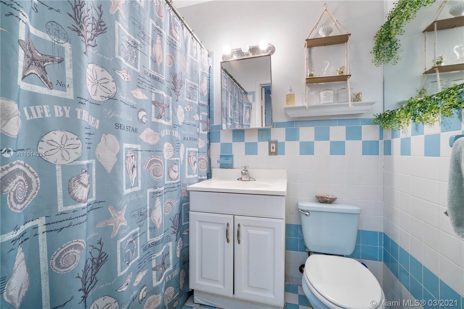 See details / 2225 sq. ft. $ 2021-03-17 0 Photo