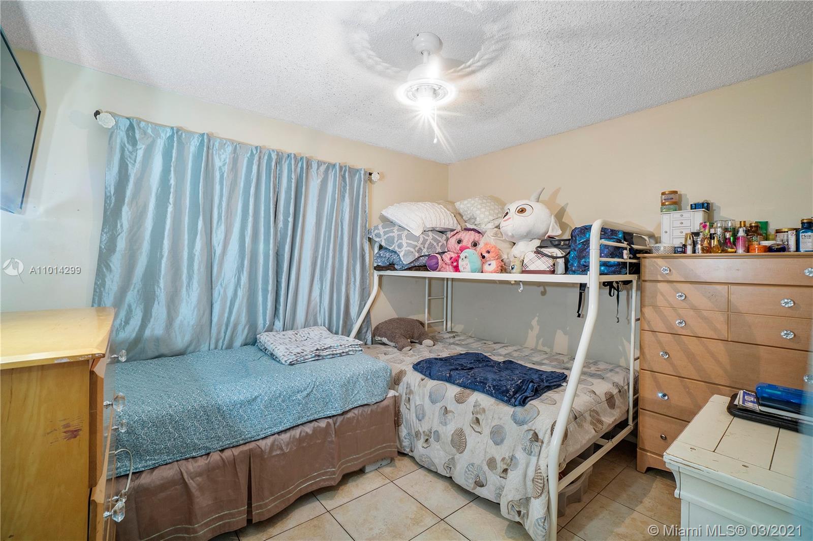 See details / 2225 sq. ft. $ 2021-03-17 0 Photo