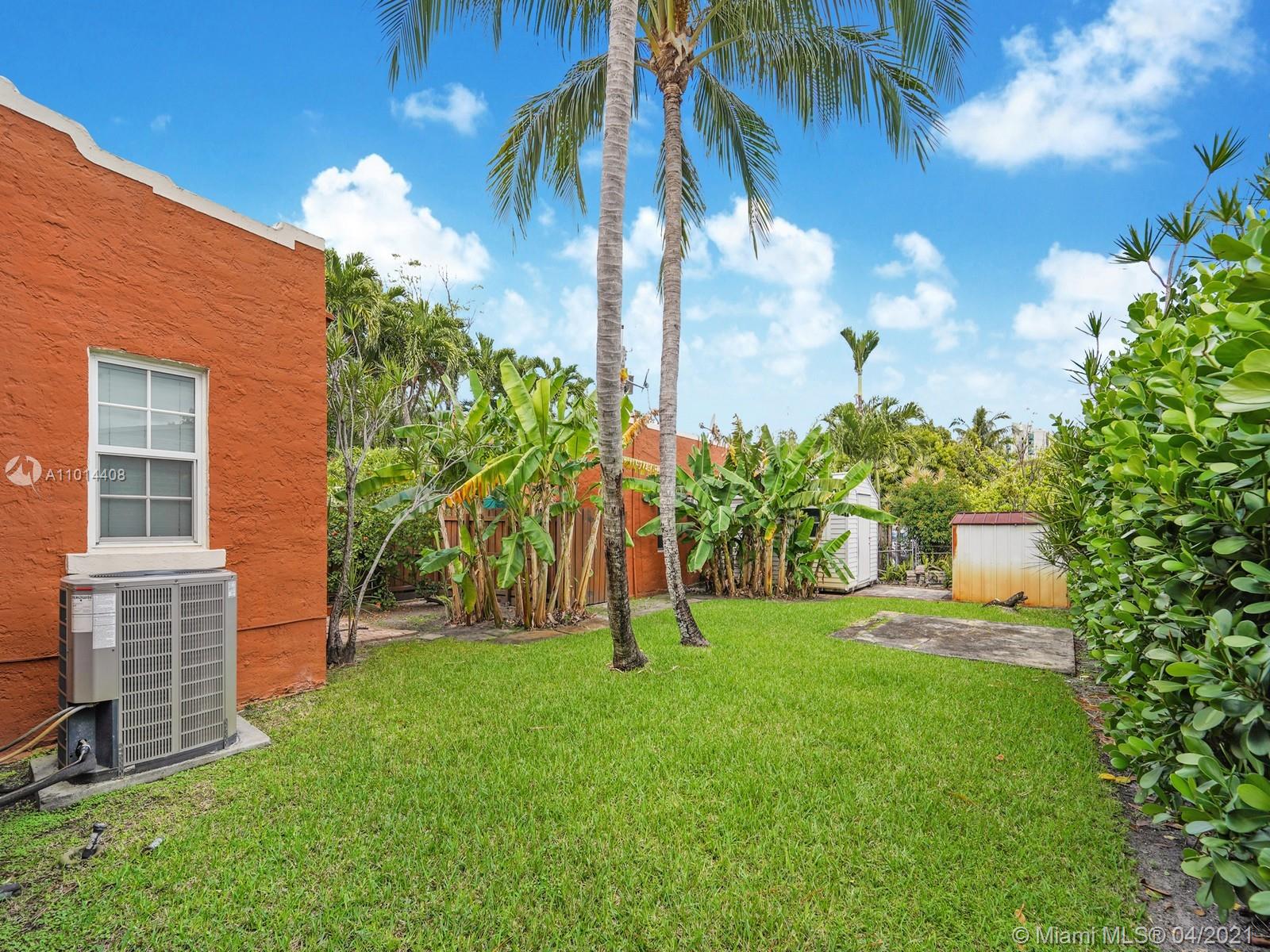 See details / 3572 sq. ft. $ 2021-03-17 0 Photo