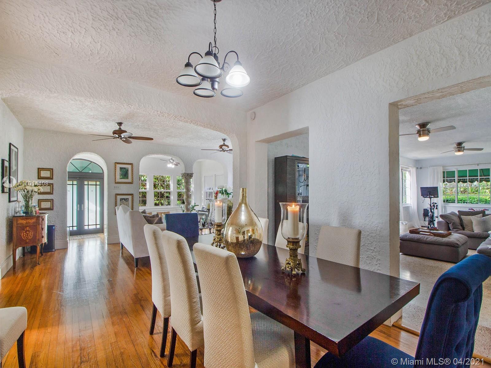 See details / 3572 sq. ft. $ 2021-03-17 0 Photo
