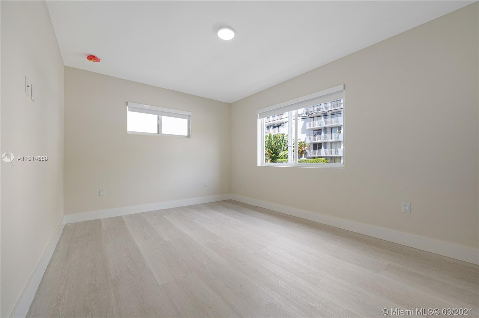See details / sq. ft. $ 2021-03-17 0 Photo