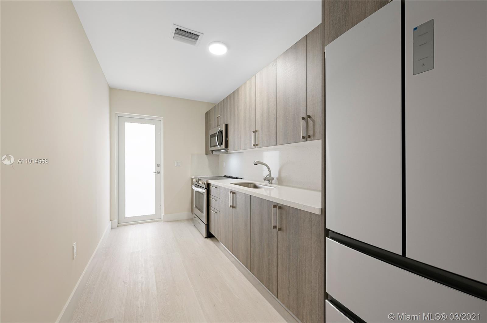 See details / sq. ft. $ 2021-03-17 0 Photo