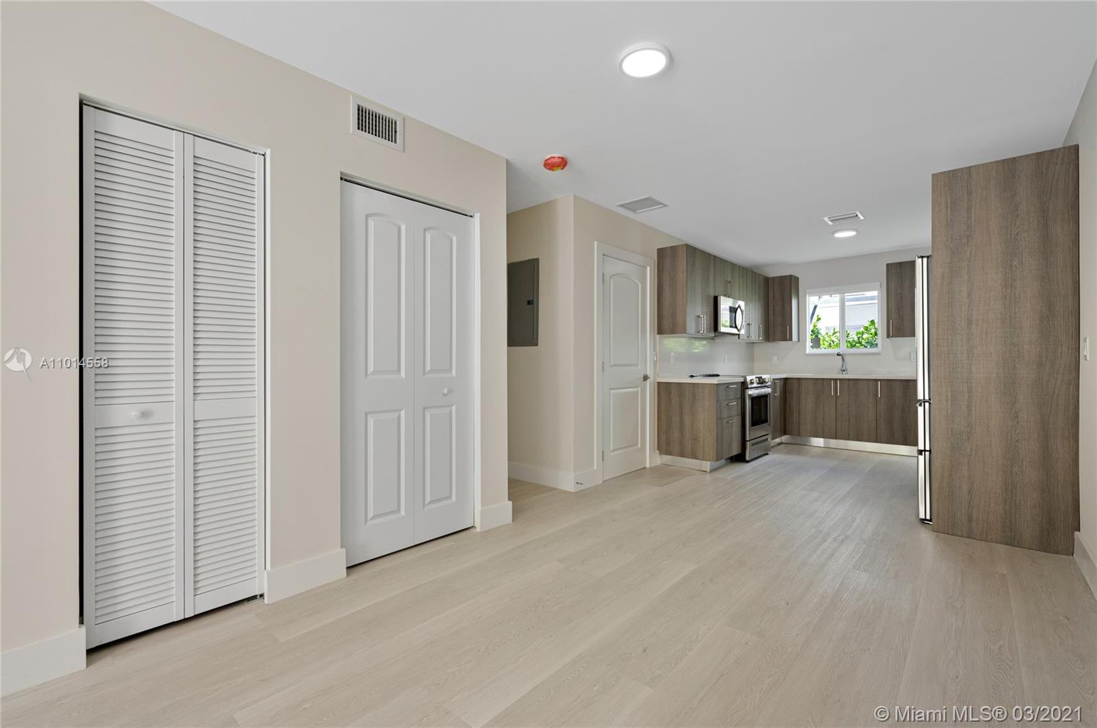 See details / sq. ft. $ 2021-03-17 0 Photo