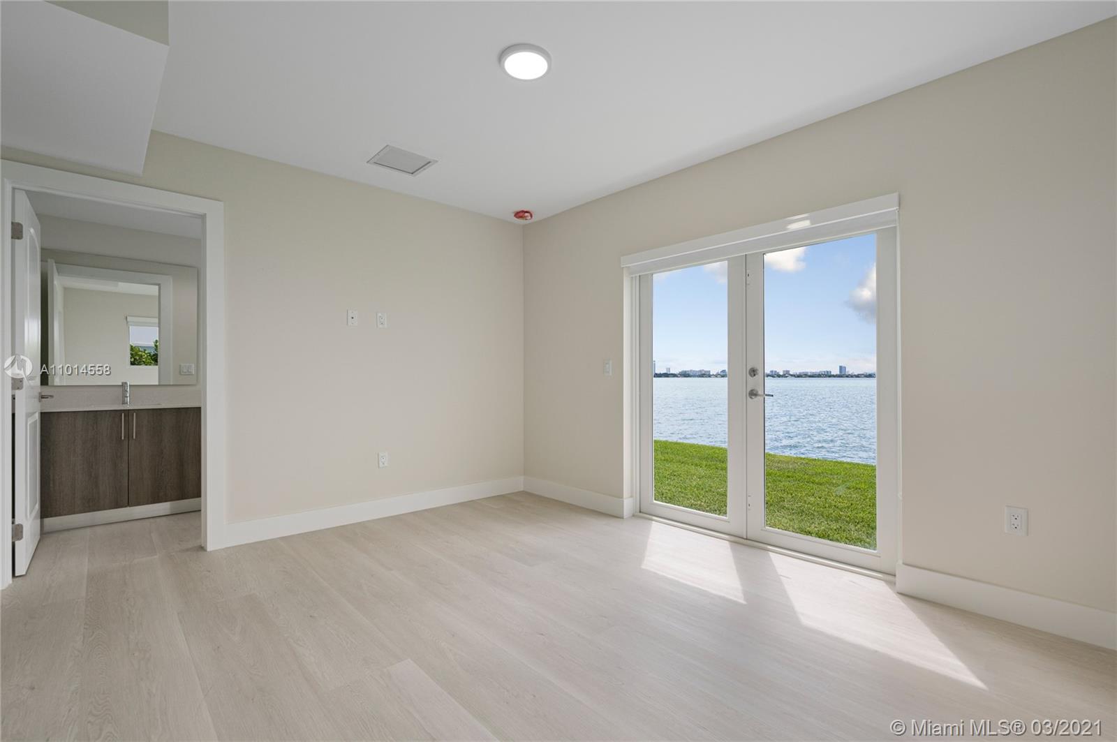 See details / sq. ft. $ 2021-03-17 0 Photo