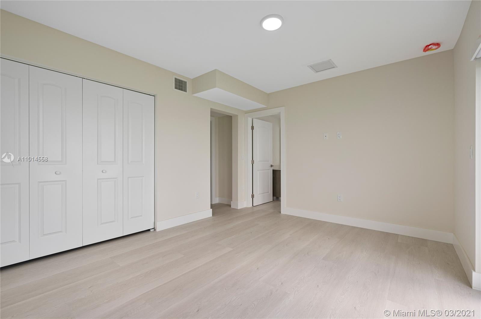 See details / sq. ft. $ 2021-03-17 0 Photo