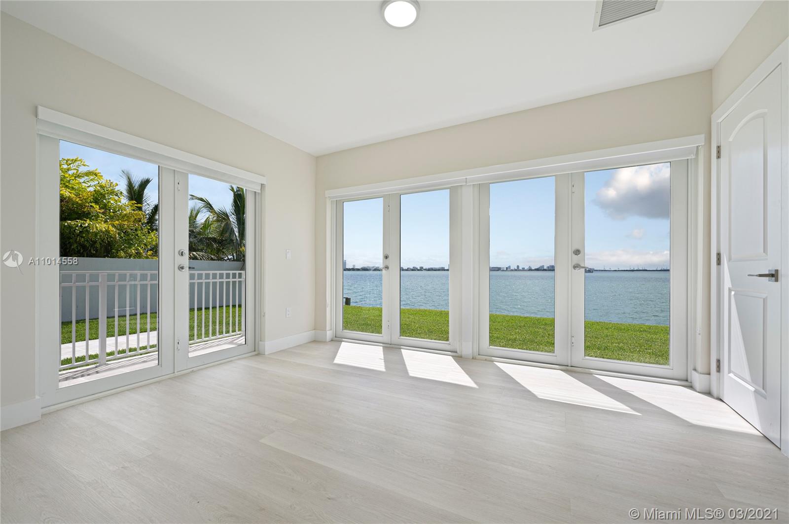 See details / sq. ft. $ 2021-03-17 0 Photo