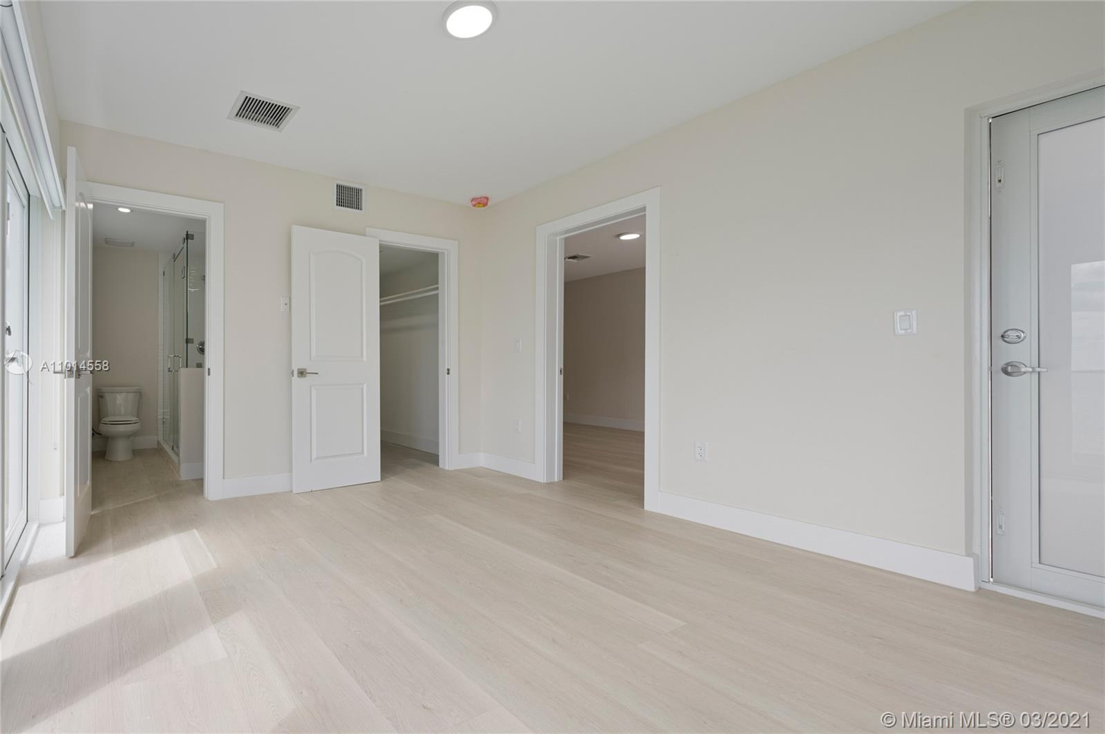See details / sq. ft. $ 2021-03-17 0 Photo