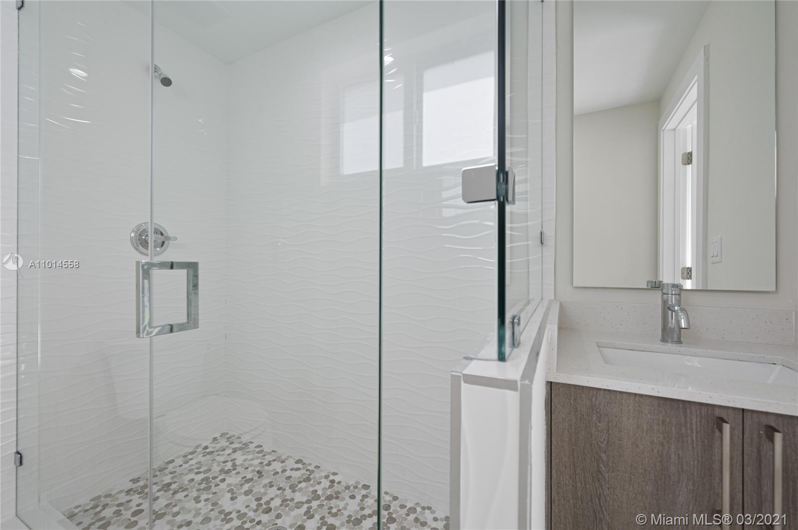 See details / sq. ft. $ 2021-03-17 0 Photo