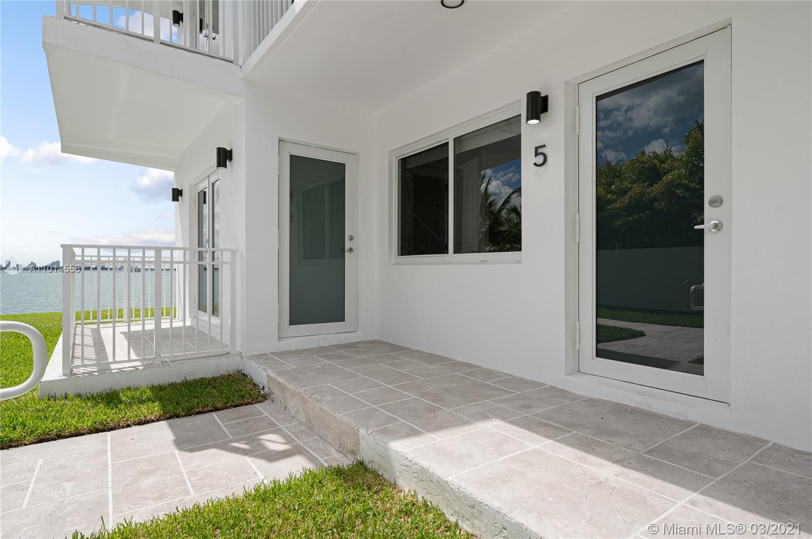 See details / sq. ft. $ 2021-03-17 0 Photo