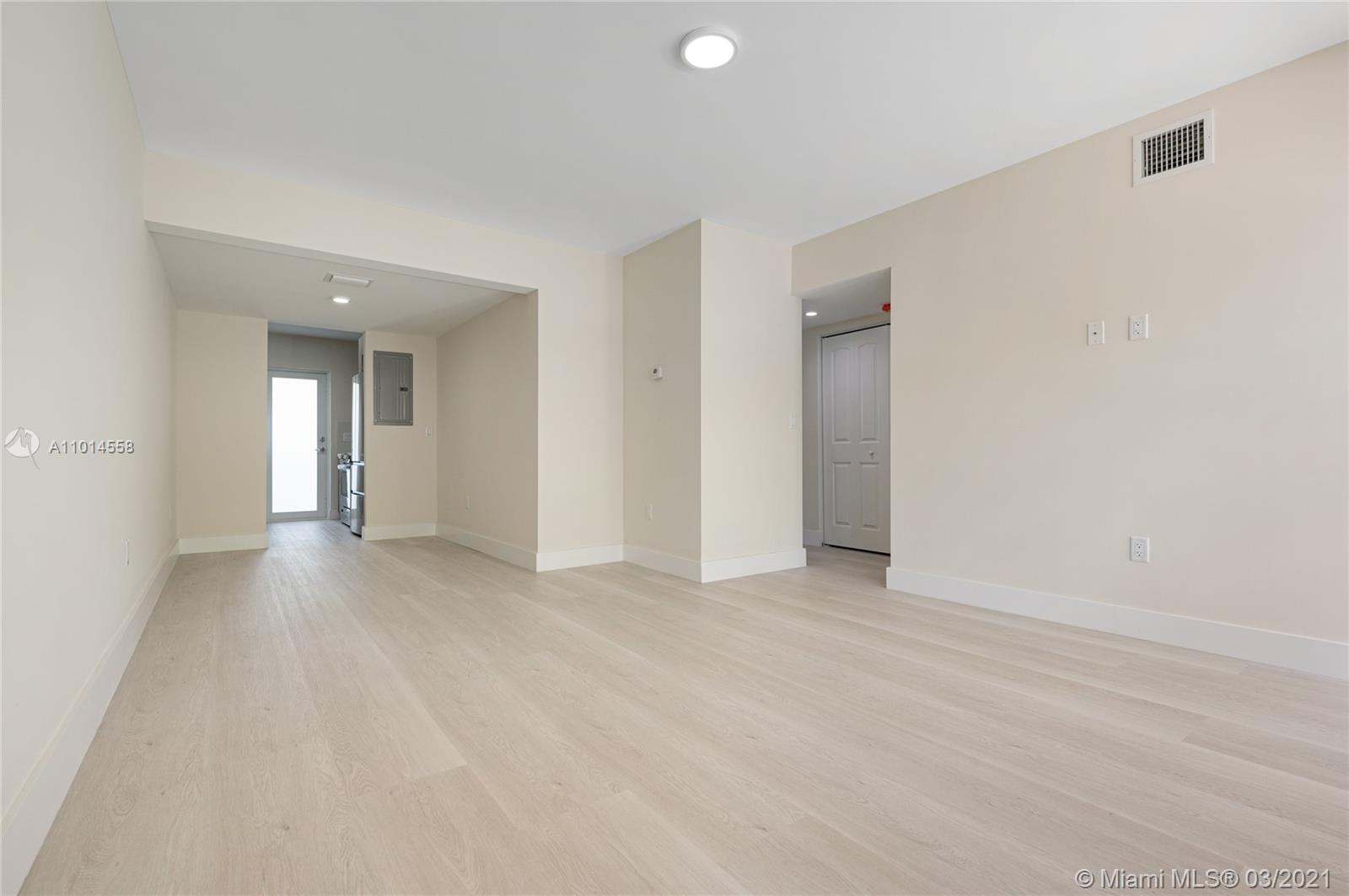 See details / sq. ft. $ 2021-03-17 0 Photo
