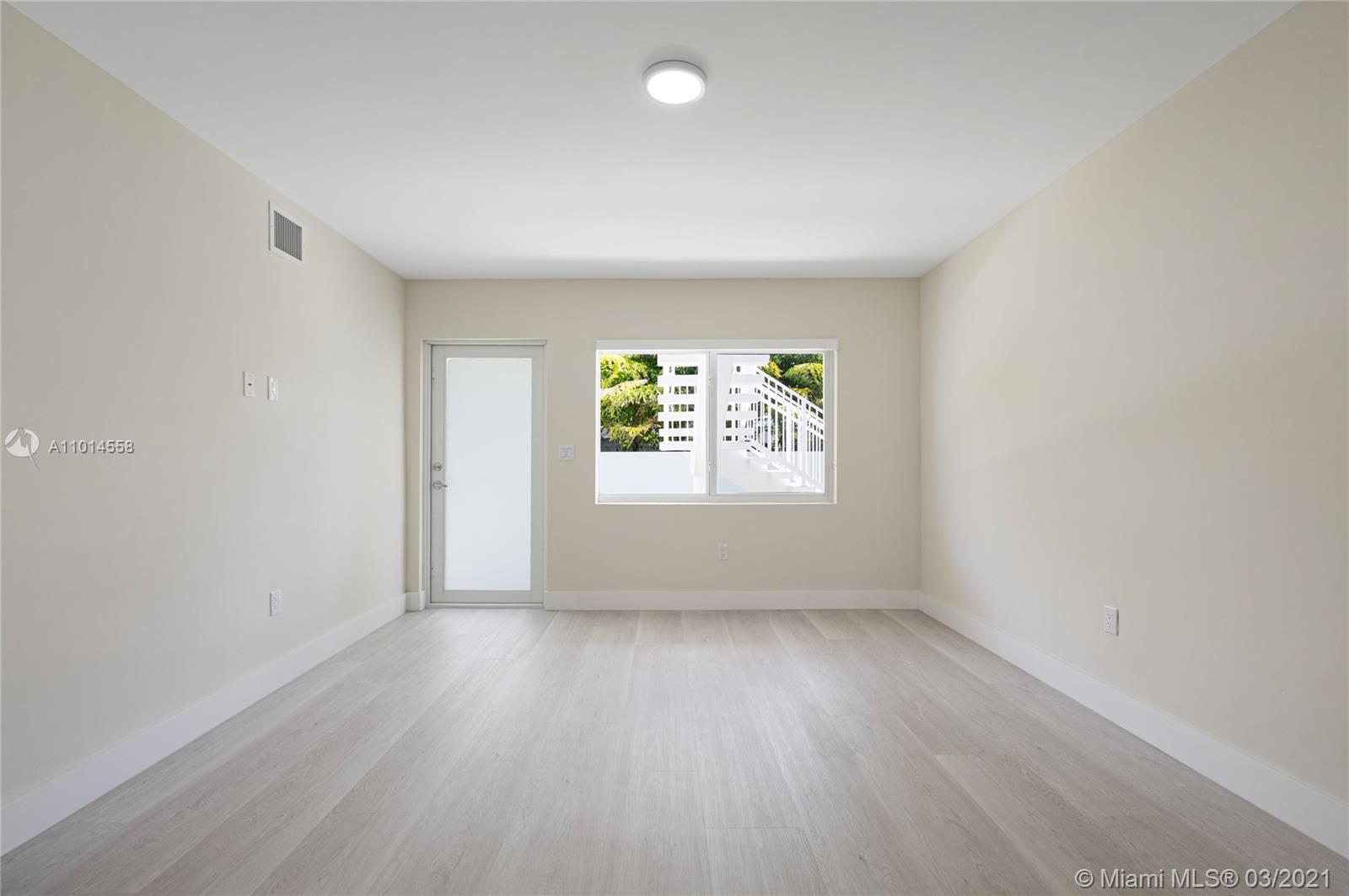 See details / sq. ft. $ 2021-03-17 0 Photo