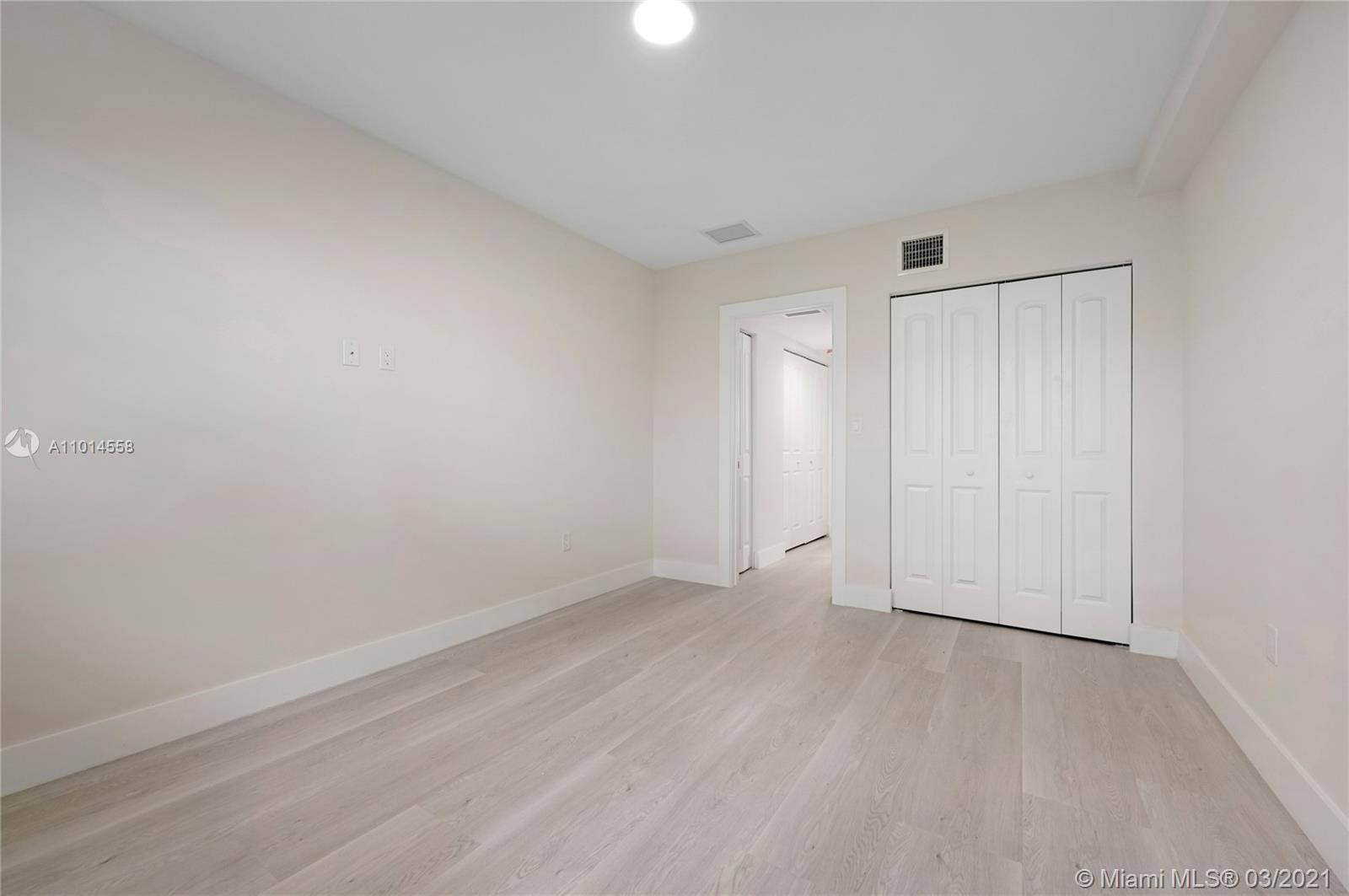 See details / sq. ft. $ 2021-03-17 0 Photo