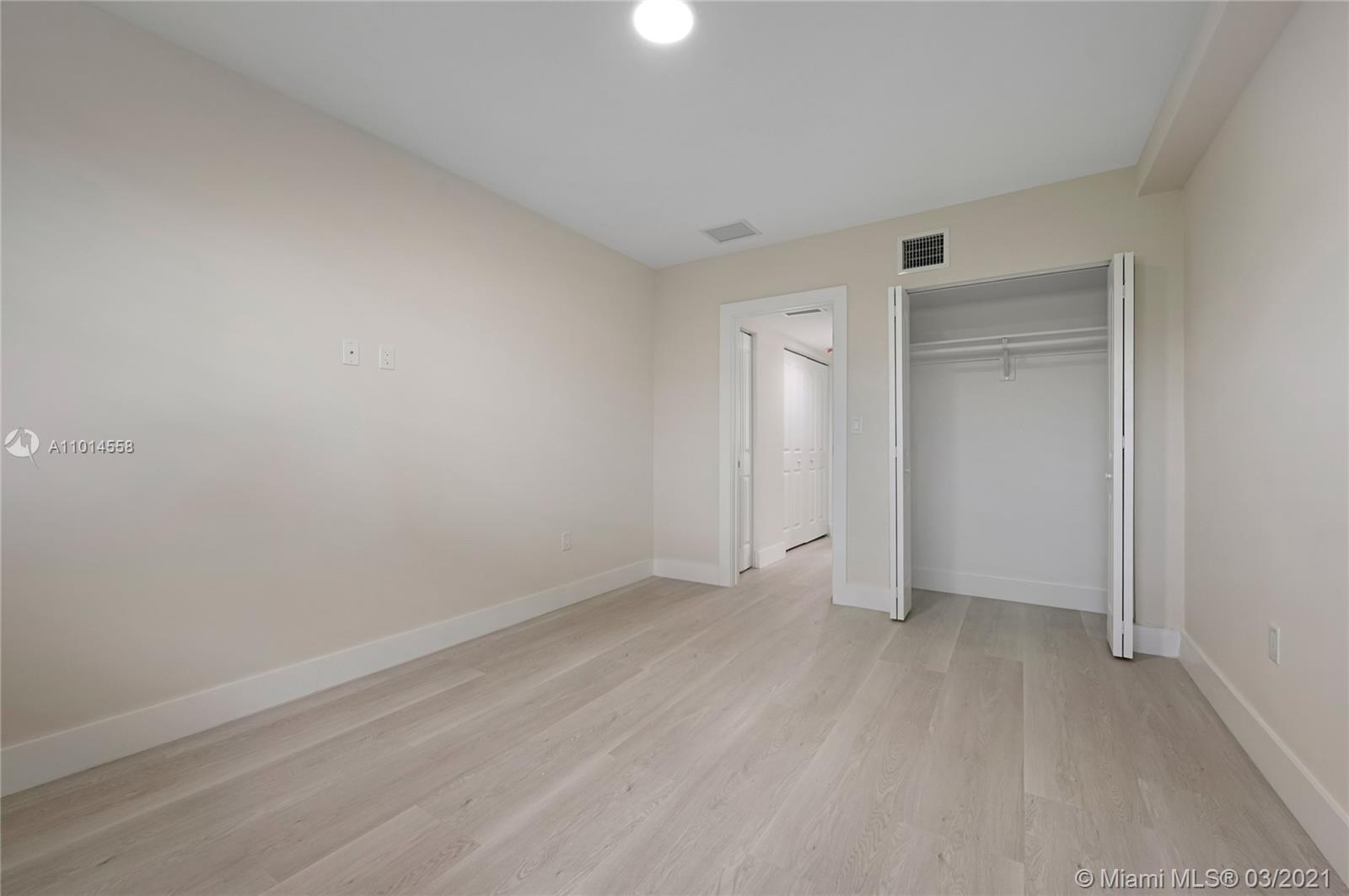 See details / sq. ft. $ 2021-03-17 0 Photo
