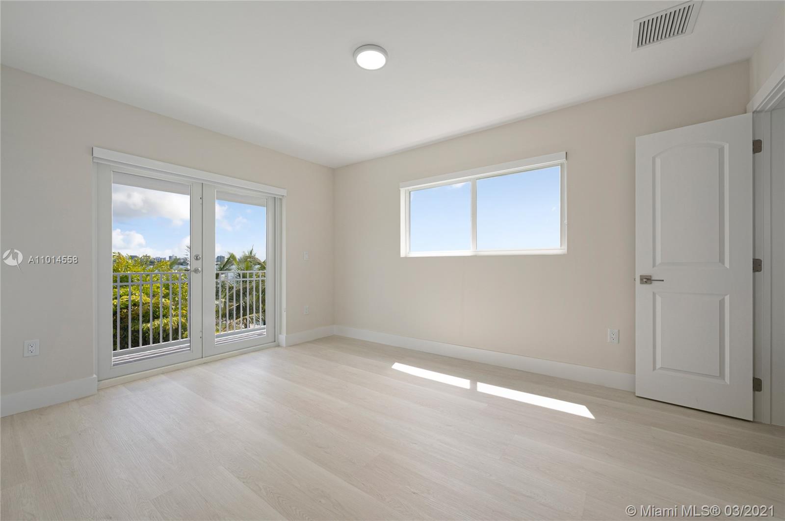 See details / sq. ft. $ 2021-03-17 0 Photo