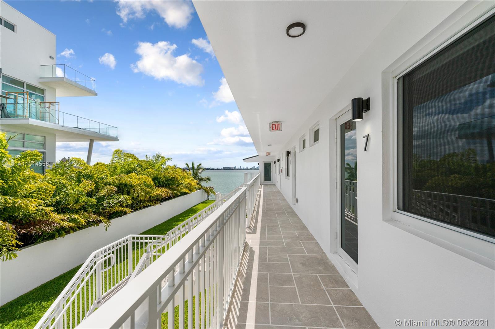 See details / sq. ft. $ 2021-03-17 0 Photo