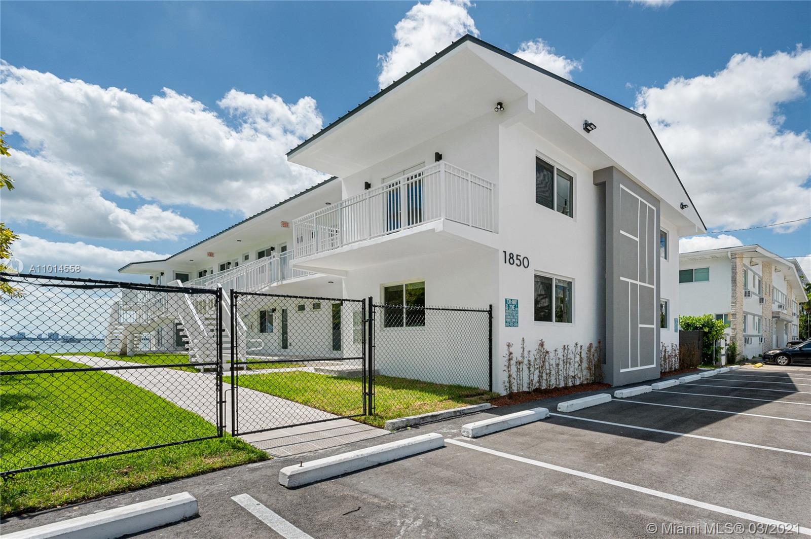 See details / sq. ft. $ 2021-03-17 0 Photo