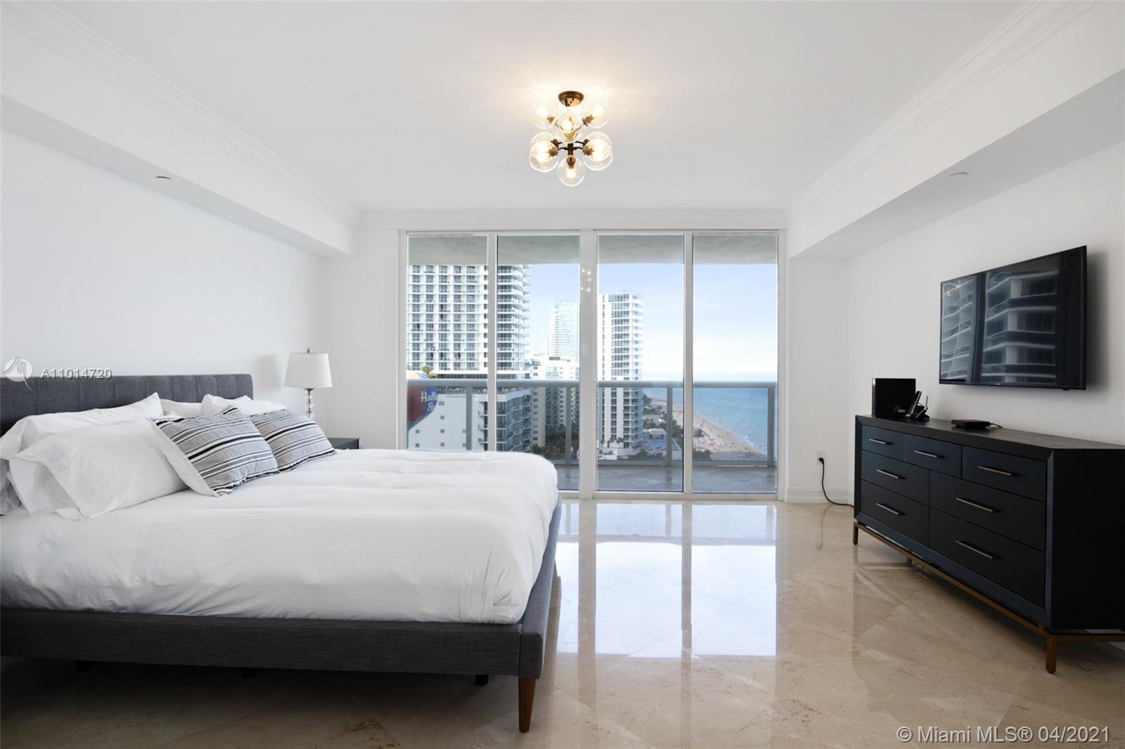 See details 1601 3 / 3 2065 sq. ft. $ 2021-03-26 0 Photo