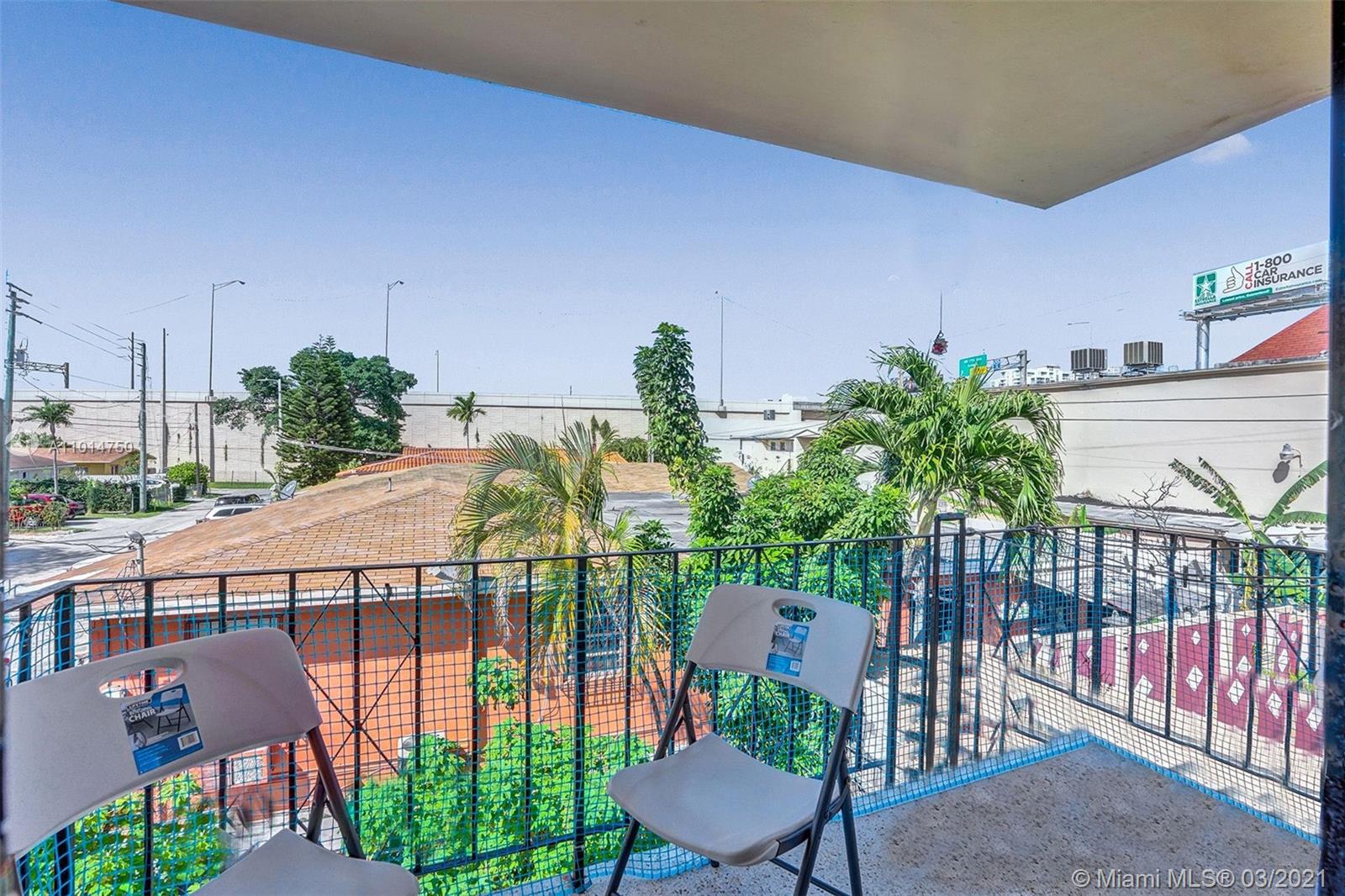 See details / 2500 sq. ft. $ 2021-03-17 0 Photo