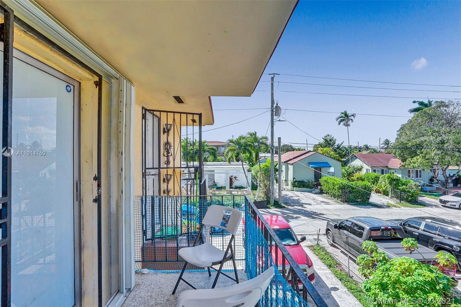 See details / 2500 sq. ft. $ 2021-03-17 0 Photo