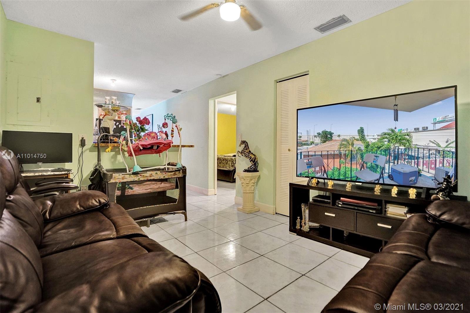 See details / 2500 sq. ft. $ 2021-03-17 0 Photo
