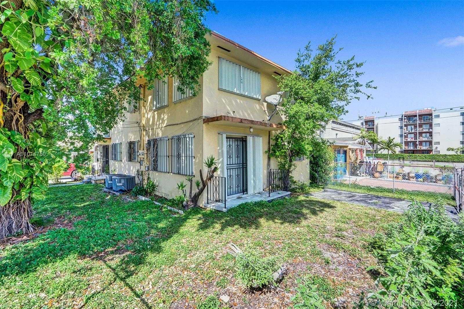 See details / 2500 sq. ft. $ 2021-03-17 0 Photo