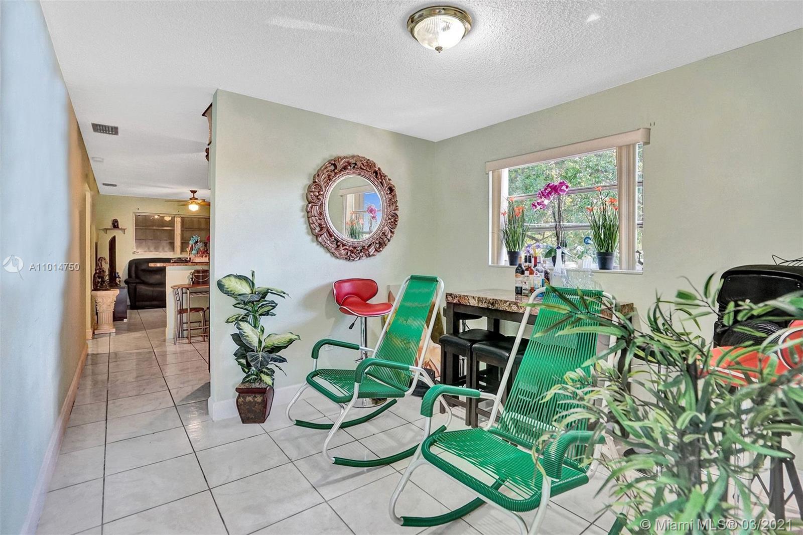 See details / 2500 sq. ft. $ 2021-03-17 0 Photo