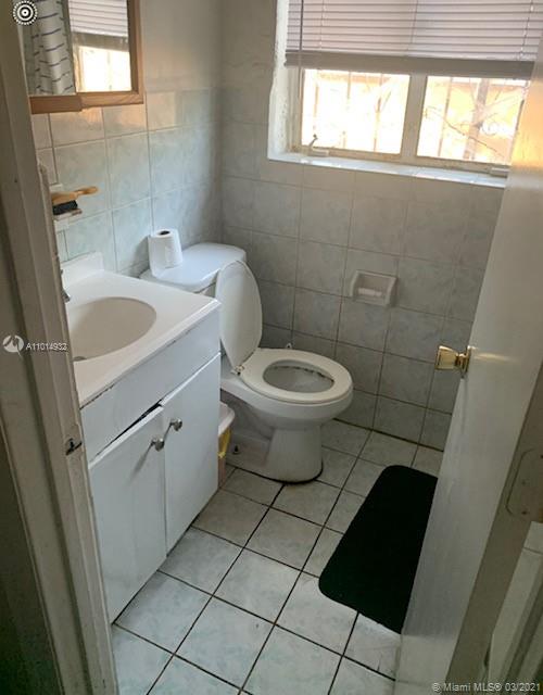 See details / 2070 sq. ft. $ 2021-03-17 0 Photo
