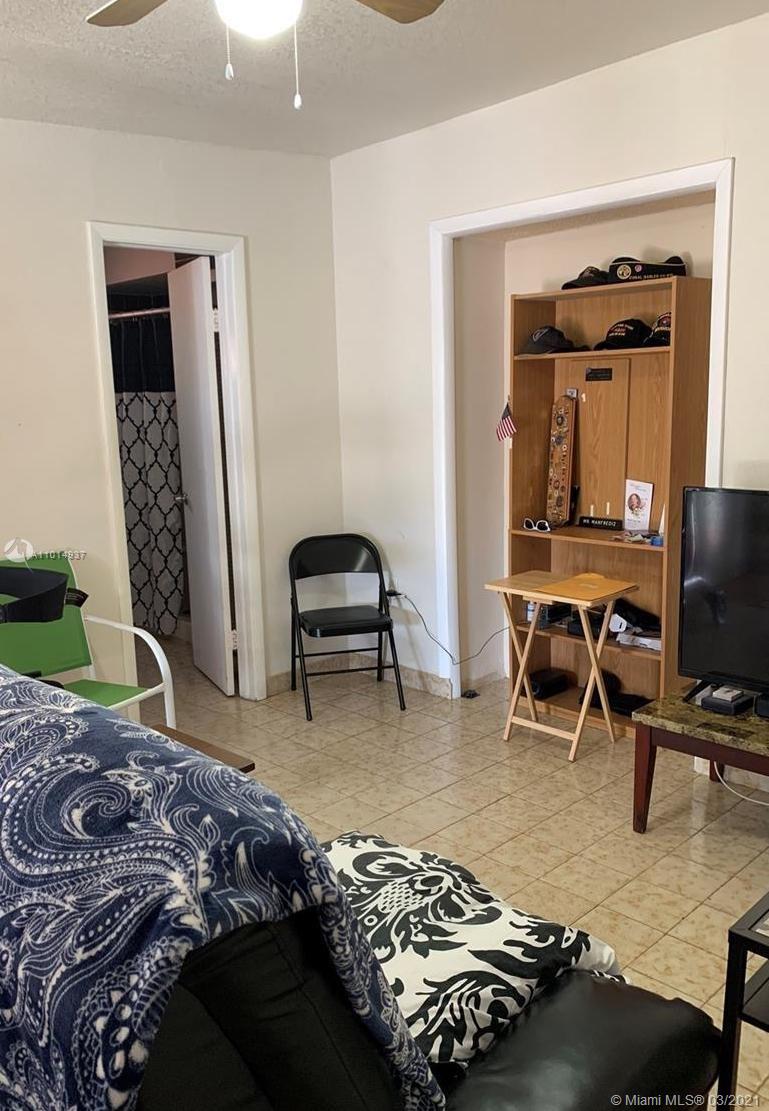 See details / 2339 sq. ft. $ 2021-03-18 0 Photo
