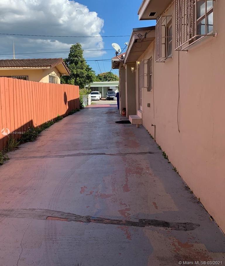 See details / 2339 sq. ft. $ 2021-03-18 0 Photo