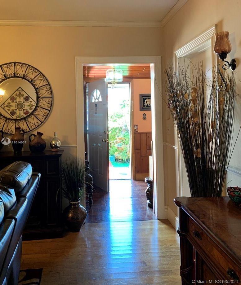 See details / 2339 sq. ft. $ 2021-03-18 0 Photo