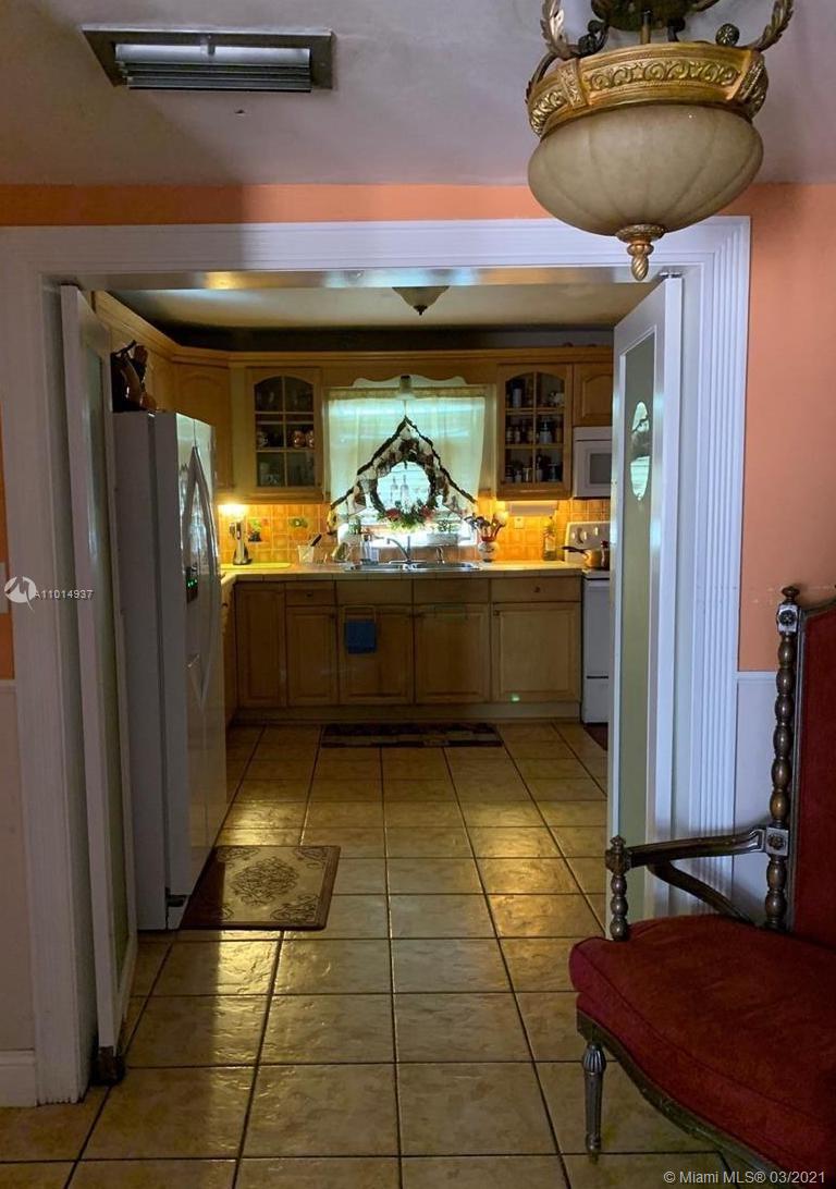 See details / 2339 sq. ft. $ 2021-03-18 0 Photo