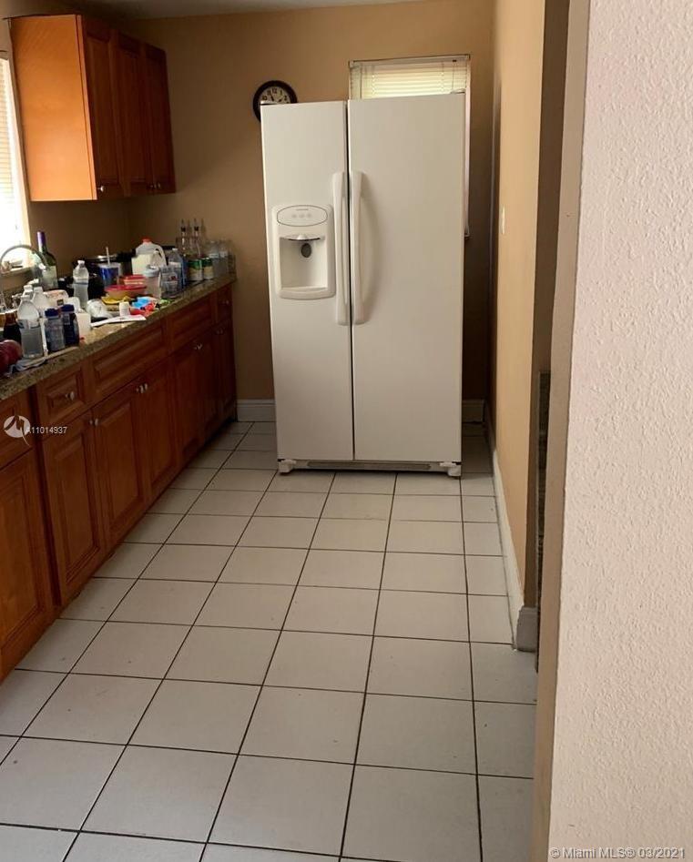 See details / 2339 sq. ft. $ 2021-03-18 0 Photo