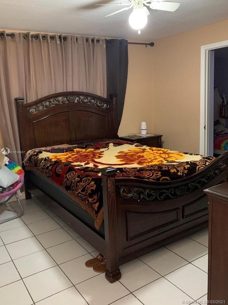 See details / 2339 sq. ft. $ 2021-03-18 0 Photo
