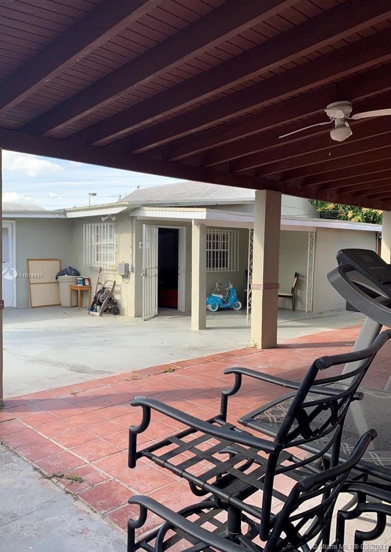 See details / 2339 sq. ft. $ 2021-03-18 0 Photo