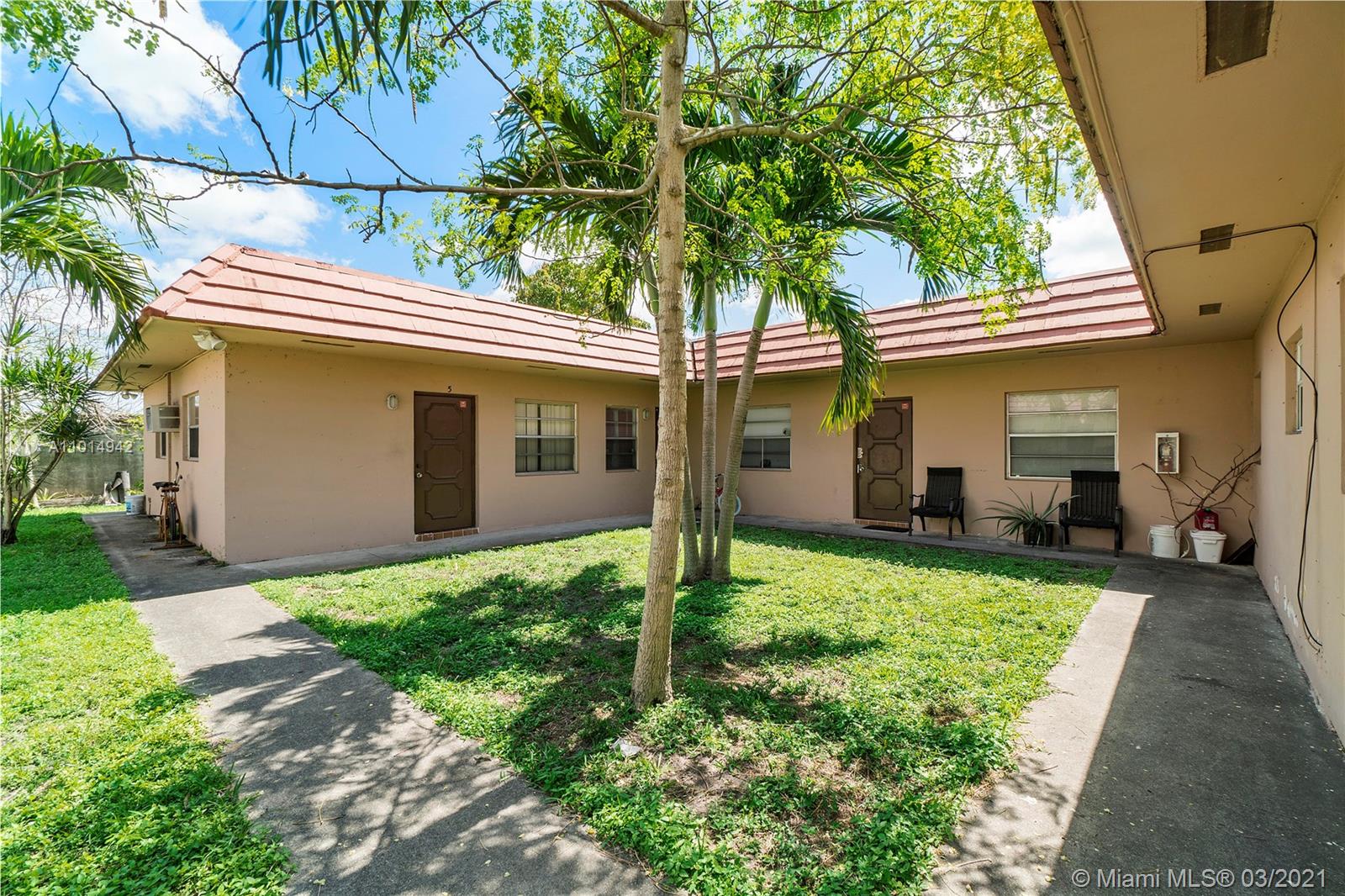 See details / sq. ft. $ 2021-03-18 0 Photo