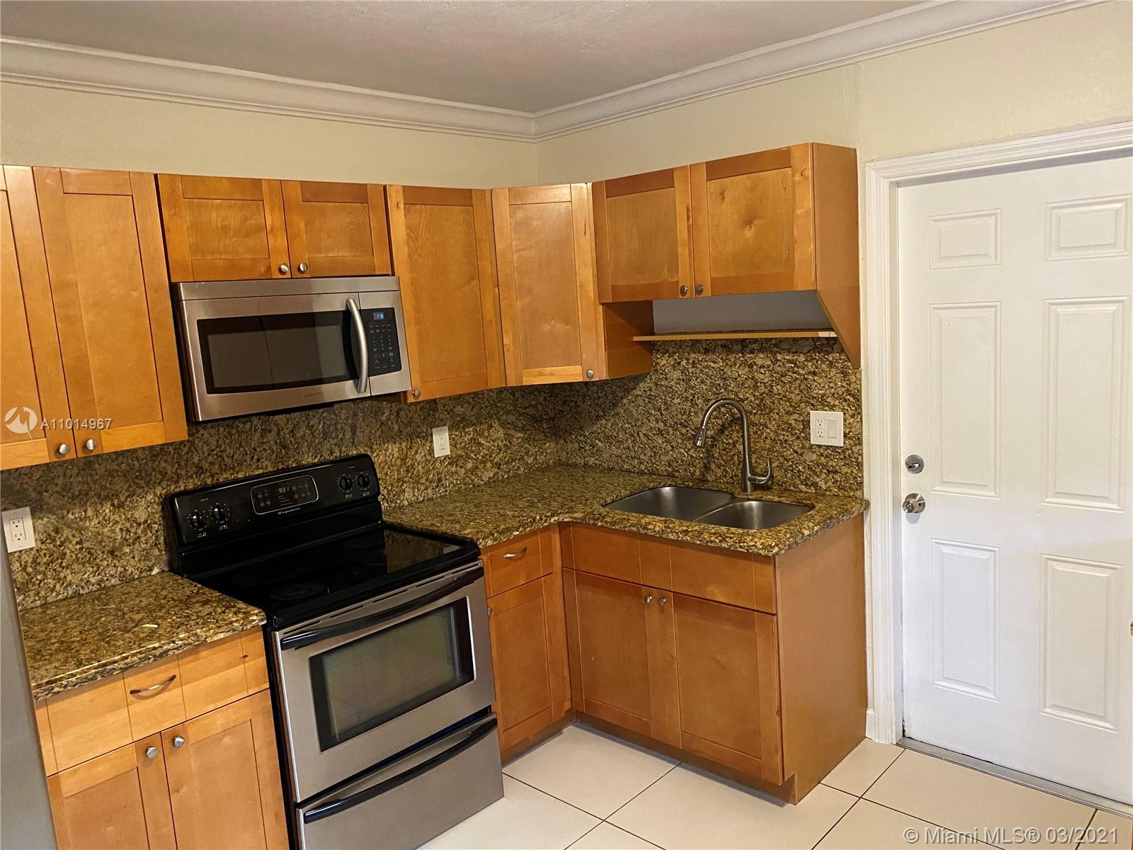 See details / 1735 sq. ft. $ 2021-03-18 0 Photo