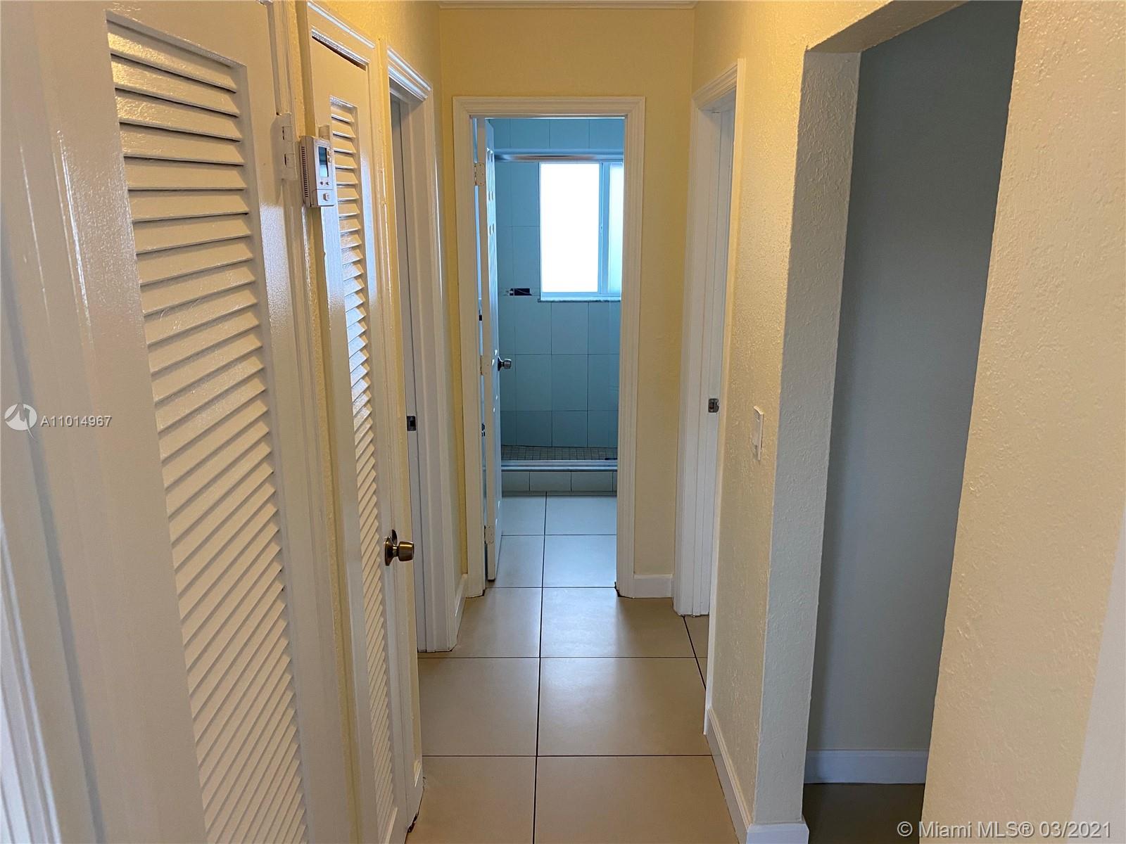 See details / 1735 sq. ft. $ 2021-03-18 0 Photo