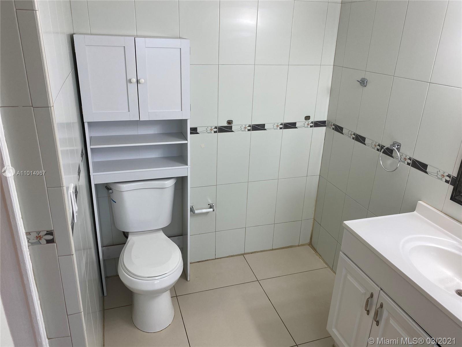 See details / 1735 sq. ft. $ 2021-03-18 0 Photo